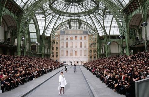 chanel's fashion show location